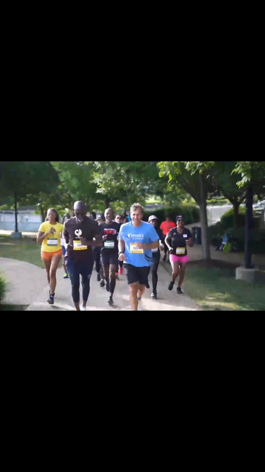 ジャイモン・フンスーのインスタグラム：「Take a look at our partner highlight video featuring Jon Lugbill from @sportsbackers, our valued race management & logistics partner for Run Richmond 16.19. Thanks for supporting our nonprofit in bringing our vision to life 🔥🔥🔥. 👉🏼👉🏾👉🏿 for more info, click link in bio」