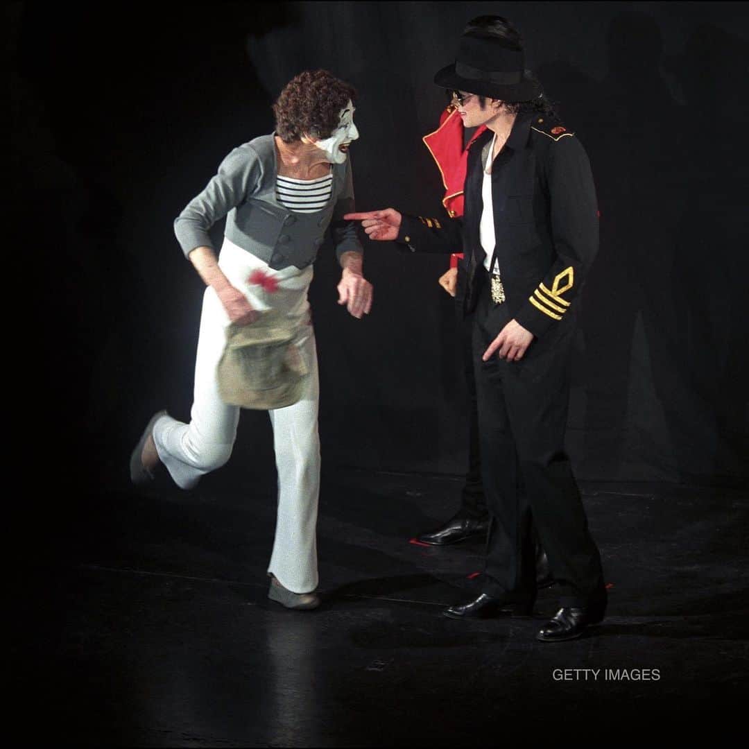 マイケル・ジャクソンのインスタグラム：「In 1997, Michael Jackson joined French comic and mime Marcel Marceau on stage for the unveiling of an MJ wax figure at the Museum Grevin in Paris, France. Michael told Jet Magazine that Marceau was an inspiration “I used to sneak in and sit in in the audience and watch how he would defy the laws of gravity, like he was stepping on air."」