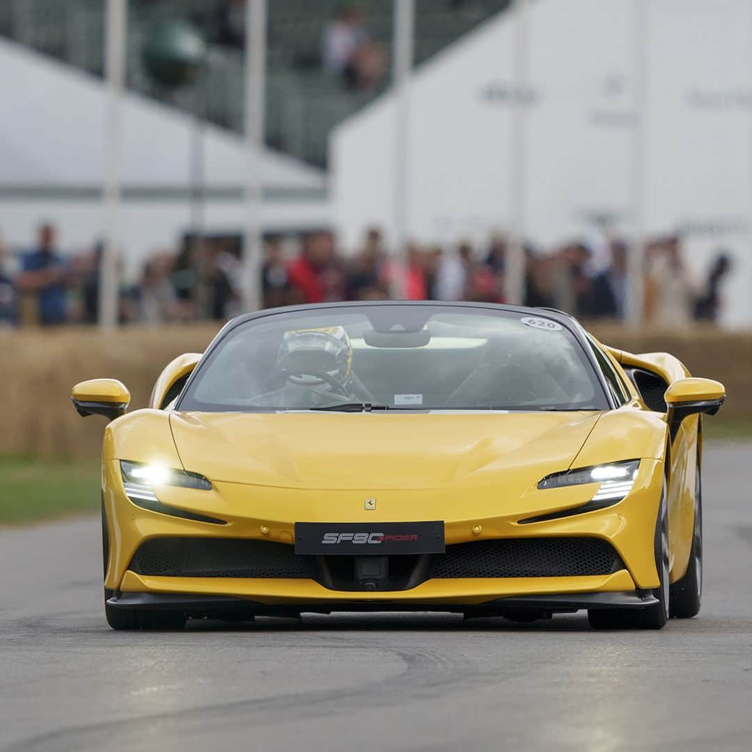 フェラーリさんのインスタグラム写真 - (フェラーリInstagram)「The thrill of the Goodwood Festival of Speed in the #UK has officially started! Join us at this iconic event, where classic and modern cars alike will drive up the famous hill.   The event's popularity has grown over the years, and this time around our presence will be the highlight of the event.  Prepare to feast your eyes on an incredible lineup of historic models and road cars.  And that’s not all: the new #FerrariKC23 made an appearance, displaying a masterpiece in motion.  #FOS #FerrariOneOff #DrivingFerrari #Ferrari」7月15日 1時12分 - ferrari