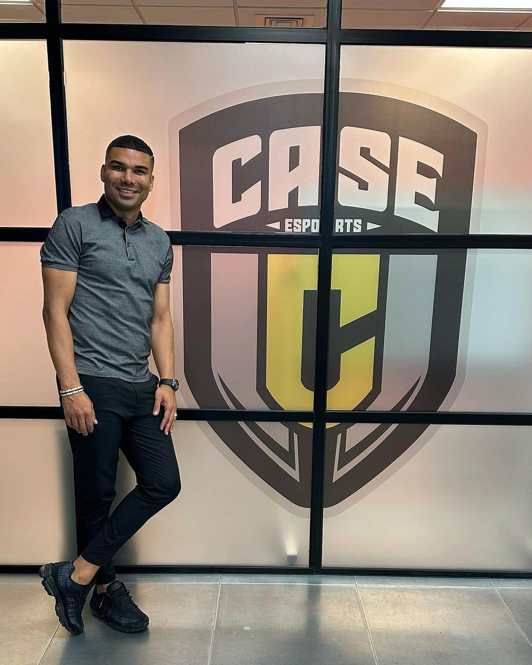 カゼミーロさんのインスタグラム写真 - (カゼミーロInstagram)「🖤💛 @caseesports 🖤💛」7月15日 1時05分 - casemiro