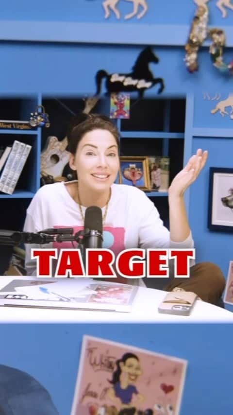 ウィットニー・カミングスのインスタグラム：「We are canceling Target?!」