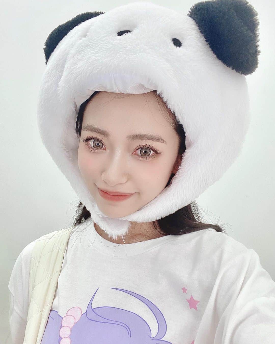 前川琳菜（りなち）さんのインスタグラム写真 - (前川琳菜（りなち）Instagram)「✩‧₊˚  笑笑 韓国のプリクラ屋さんは夜中まであいててびっくり🤣  #한국 #한국여행 #韓国 #韓国旅行 #韓国グルメ #韓国ソウル #ソウル #ソウル旅行 #ソウルグルメ #ソウル旅 #韓国プリクラ #プリクラ #でこ」7月15日 12時18分 - rina__maekawa