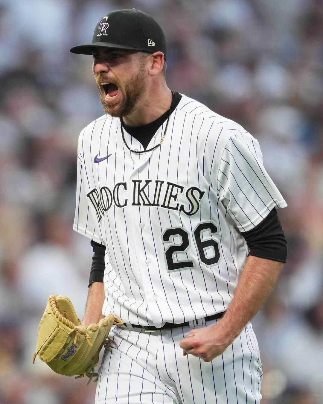 コロラド・ロッキーズのインスタグラム：「Starting the second half with a ROX WIN!」