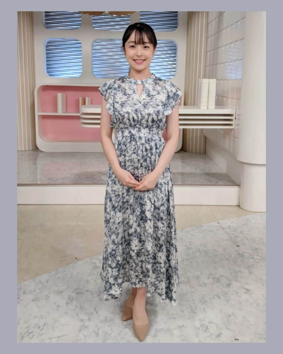 米澤かおりさんのインスタグラム写真 - (米澤かおりInstagram)「. おはよんの衣装です👗  どうかご安全に、 素敵な3連休をお過ごしください🤲 来週月曜は祝日ですが、 おはよんの放送はありますので 早起きされた方はぜひご覧ください🌊」7月15日 11時47分 - kaoriina67