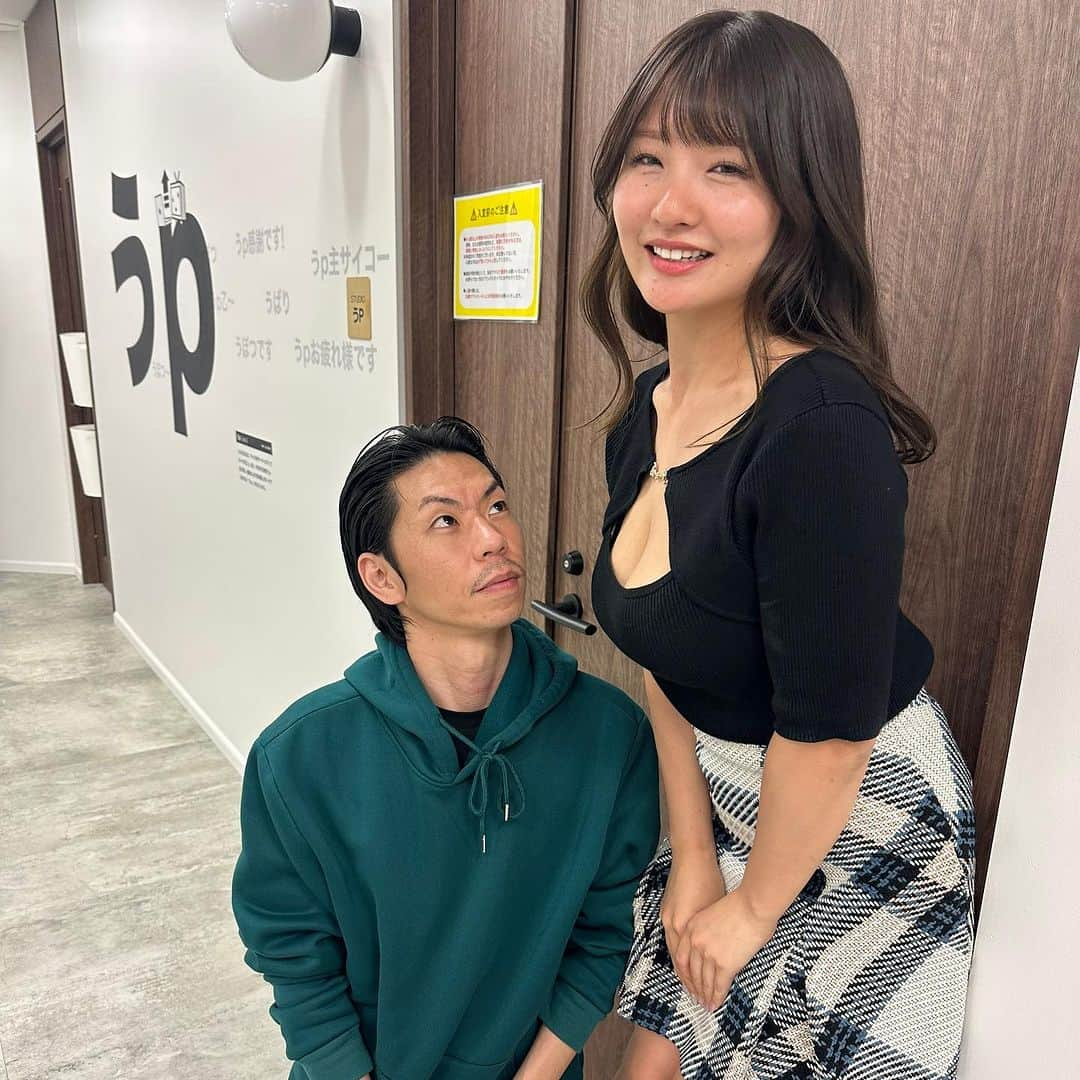 原つむぎさんのインスタグラム写真 - (原つむぎInstagram)「呂布カルマさんにしたから覗いて頂いて(?)ヘラヘラするわたくし☺️笑」7月15日 11時59分 - haratsumugi