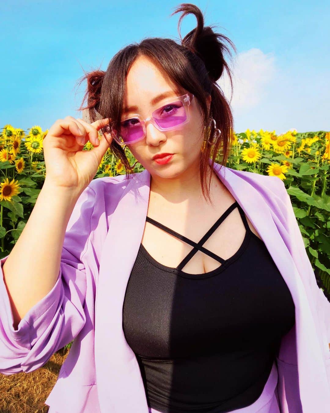 のインスタグラム：「If you want to shine like a sun, first burn like a sun.   #まなせゆうな #プロレス #ぽちゃじょ #ぽわじょ #グラマープリンセス #yunamanase #prowrestler  #prowrestling #realsize #plussize #midsize #wellness  #chubby #mybodymyrules #bopo #BodyNeutrality #ガンプロ #ガンジョ #GanPro #GanJo  ✨☀️🌻🌈🌸🌱」