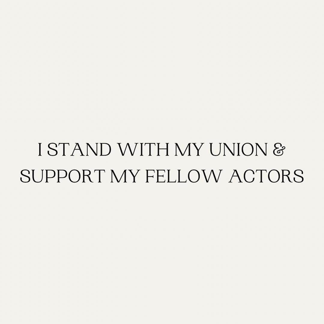 ハル・ベリーのインスタグラム：「It’s not just actors and writers. It’s every single person who works in our industry that will be dramatically impacted! I stand to fight for everyone’s right to be fairly compensated for the hard work they do!」