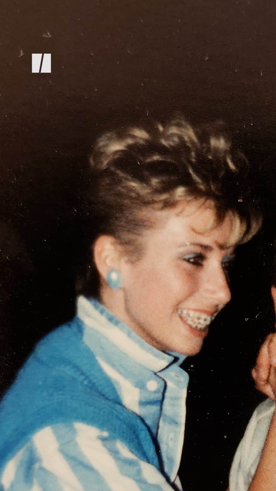 Huffington Postのインスタグラム：「TW: HuffPost guest writer Tammy Rabideau responds to questions and comments about her essay, “I Was 15 When I Started Partying With Rock Stars. I Told No One What They Did To Me — Until Now.”  “By the time I was 16, three different men from three bands had sexually assaulted me,” Rabideau wrote. It wasn’t until years later that she embarked on her healing journey and started therapy. “In hearing my voice purge the details, it became apparent for the first time that I had done nothing wrong. … I didn’t deserve what those men did to me.”  Click the link in bio to read the full story.」