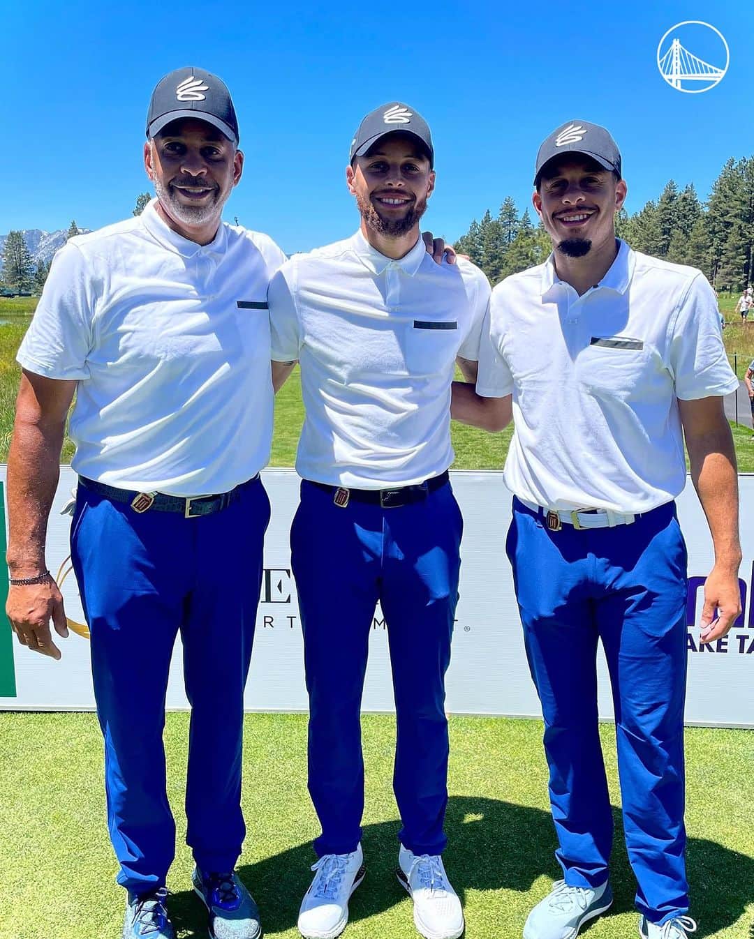 ゴールデンステート・ウォリアーズのインスタグラム：「Family outing on the green ⛳️」