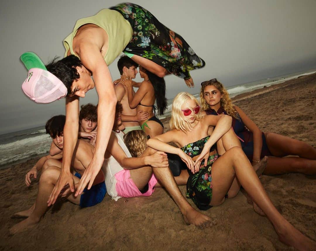 シンシア ローリーのインスタグラム：「Weekend shenanigans」