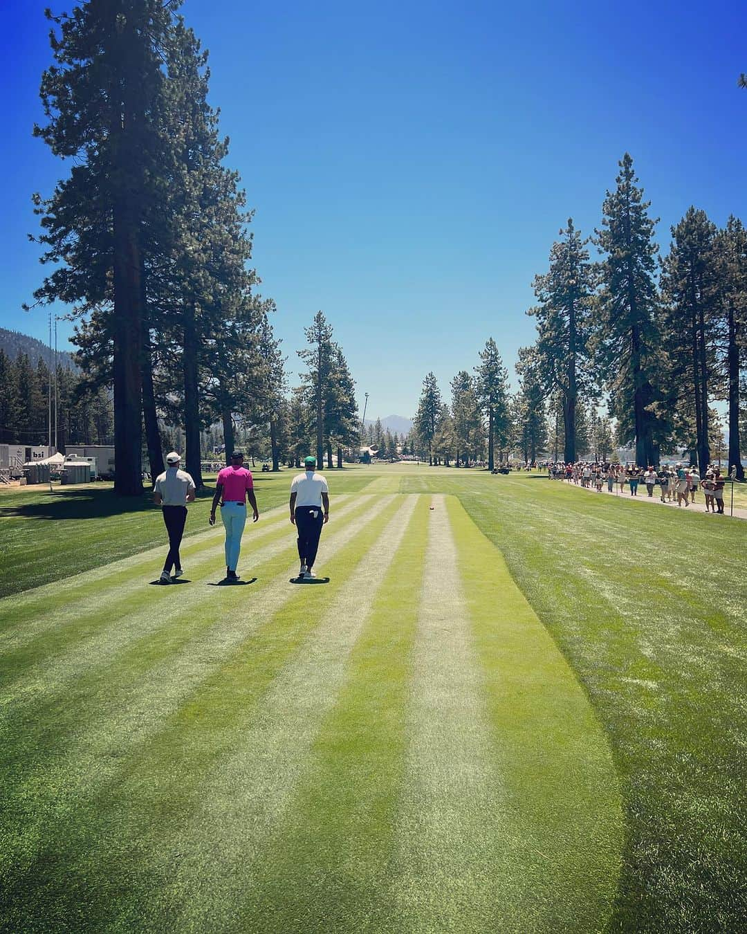 レイ・アレンさんのインスタグラム写真 - (レイ・アレンInstagram)「Great day on the course with my guys @zachlavine8 @kyle_lowry7 @nba @acchampionship #edgewood #tahoe」7月15日 6時52分 - trayfour