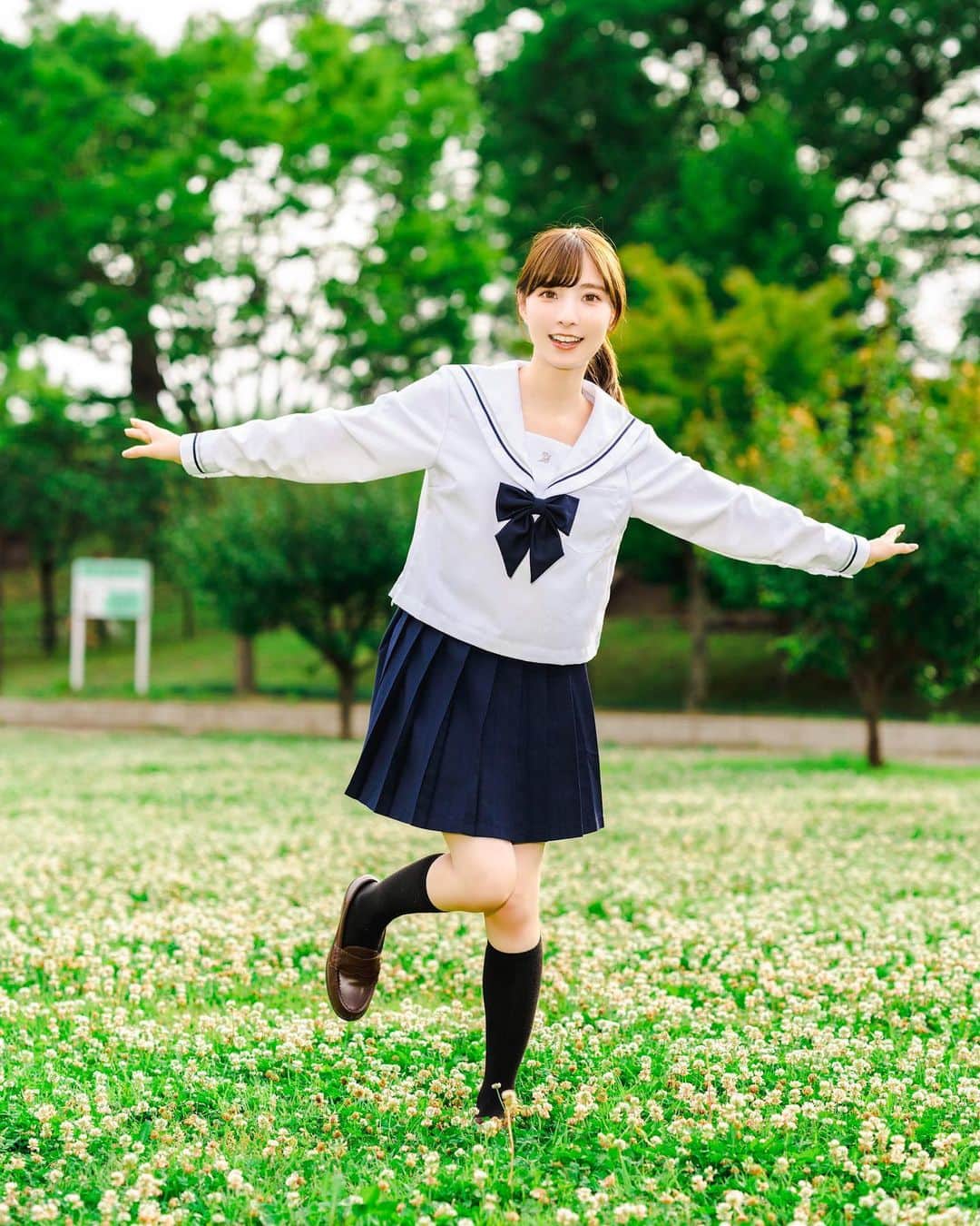 のインスタグラム：「model: あぷさん    #ポートレート #portrait #portraits  #portraitphotographer #portraitoftheday #love_bestjapan #portraitmood #ポートレート部 #ポートレート女子 #lovers_nippon_portrait #photogirl  #beautifulgirls #ポトレ撮影隊  #portrait_page #ポトレ #ポトレ女子 #coslayar #コスプレイヤー #セーラー服 #制服コスプレ」