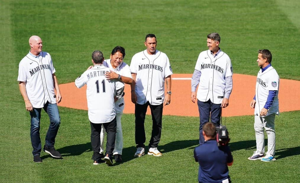 佐々木主浩さんのインスタグラム写真 - (佐々木主浩Instagram)「It’s good to see you again #2001 #mlb #allstargame  #member  #seattle  #baseball   #2023 MLBAll-Star Game」7月15日 8時09分 - sasakikazuhiro.22