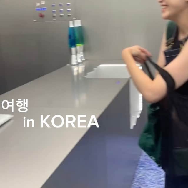 和田えりかのインスタグラム：「new Video.(🎞️) today.18:00~ korea vlog.」