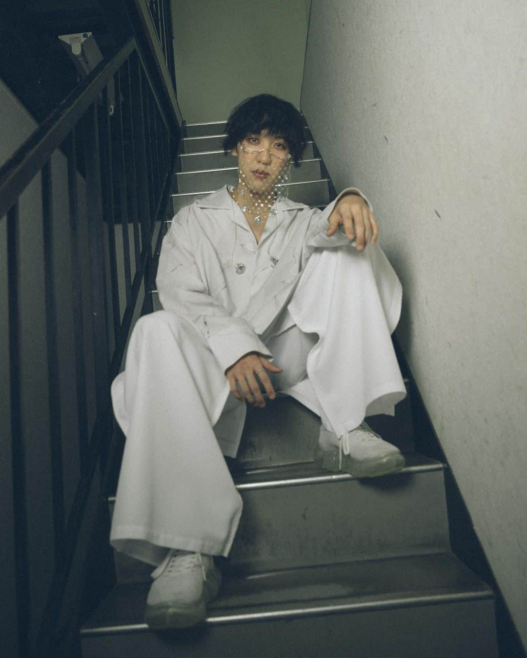 Aile the Shotaのインスタグラム：「.  Prologue -LOVE- at Fukuoka  Aile The Shota × HIRORON  hair&makeup @megumikuji_luckhair  photograph @satoshihata87   👕@balmung_tokyo  👟@grounds.official   #AileTheShota」