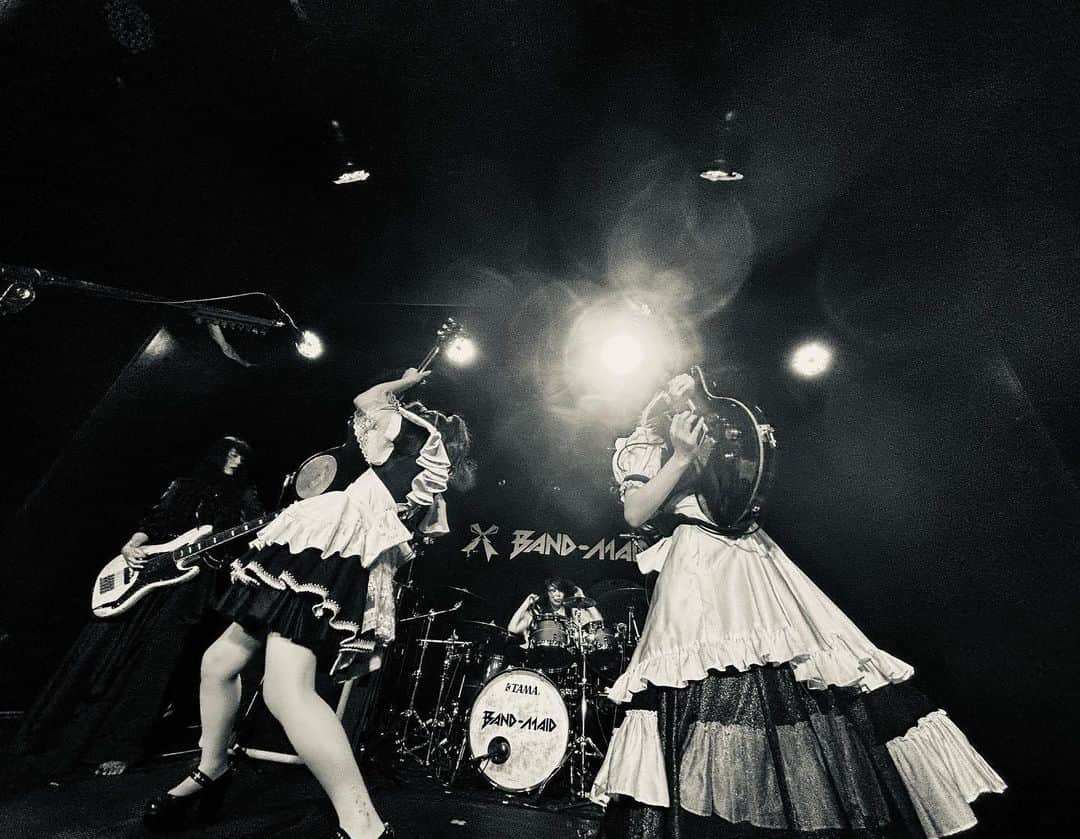 BAND-MAIDさんのインスタグラム写真 - (BAND-MAIDInstagram)「[BAND-MAID 10TH ANNIV. TOUR] day10  SHIZUOKA  Thank you all for coming today! Please tweet your feedback with #bandmaid The next show is on July 19 in Kawasaki.  #bandmaid #静岡」7月15日 20時09分 - bandmaid.jp