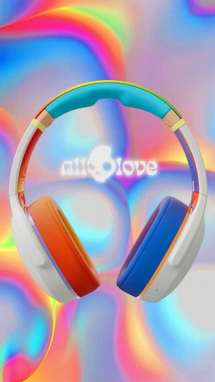 Skullcandy Japanのインスタグラム：「【予約受付中】All Love Crusher Evo🌈 レインボーのカラフルカラーで多様性を表現します。Crusher Bassと同じくらい活気に満ち溢れたデザイン✨」