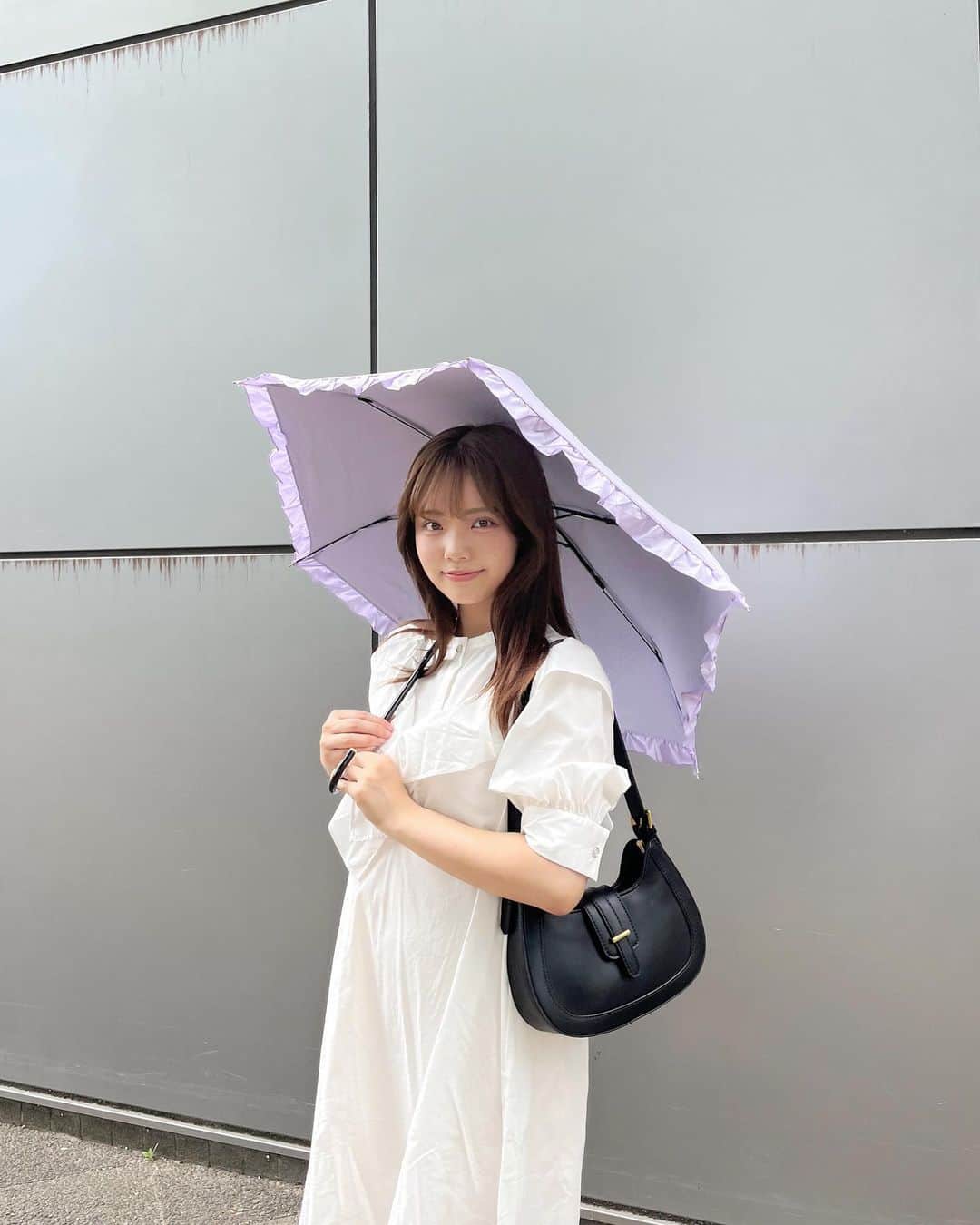 佐久間乃愛さんのインスタグラム写真 - (佐久間乃愛Instagram)「︎✿ 新しい日傘🫧  デザインも色も可愛いし、晴雨兼用でUVカット率100%なのも嬉しい💜 Francfrancのです♡  それと #のあなりコーデ 🧚‍♂️  #日傘 #francfranc #ファッション」7月15日 20時35分 - noa_sakuma
