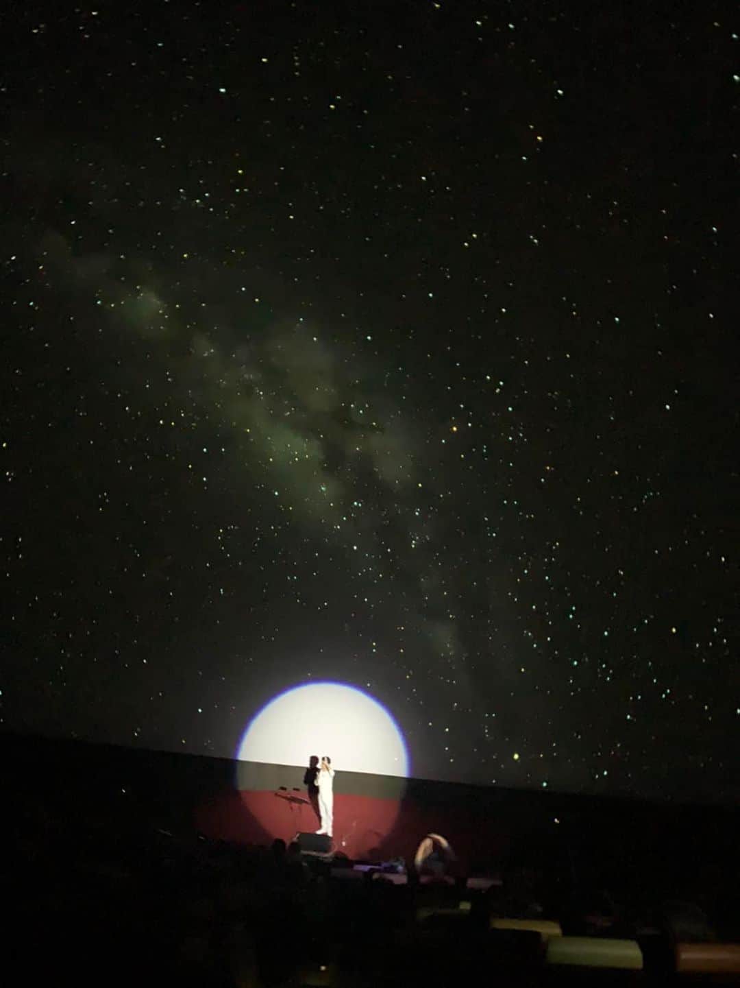 橋本昌彦さんのインスタグラム写真 - (橋本昌彦Instagram)「明日は関東で『プラネタリウム版LIFEいのち』の上映があります。23区最大のプラネタリウムギャラクシティでの上映です。 今東京に向かっています。🚄 ちょっとだけ、挨拶するかもしれません。  プラネタリウムをお母さんのお腹の中にみたてて 180度壮大な映像で『いのち』を体感します 自分のいのちを宇宙的視点で見つめることで 自分が生まれてくることができたことが どれだけ尊く　美しく　凄いことなのかを感じます  自分の魂と繋がることで 万物との一体感を味わいます  プラネタリウム版LIFEは現在 23区最大のプラネタリウム足立区ギャラクシティと神戸バンドー青少年科学館のみです  神戸バンドー青少年科学館は ウィートートKOBE https://ouitote-kobe.shopinfo.jp/ ギャラクシティはAWLFアジアリーダーズフォーラムによるスポンサーパートナーシップで上映されています。🙏😌  明日は14時半からはじまります 沢山の方が参加されますのでお早目にお越し下さい。  https://www.galaxcity.jp/future-creation-hall/multi-experience-dome/  #大阪関西万博 #team expo 2025 #共創チャレンジ #100年後も続く愛といのちのアートプロジェクト」7月15日 20時37分 - masahikohashimoto