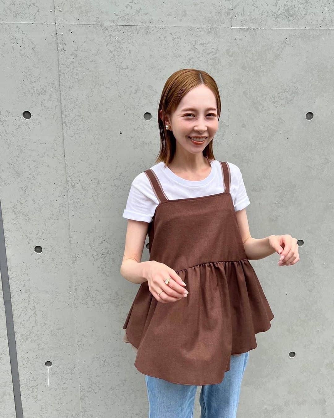 はれこのインスタグラム：「久しぶりにIENAで服買った🤍🪡 (みーさん買い🤣)  次は大きいリボンがドーンと付いているツインリボンブラウスを買う🤍 (これもみーさん買い🤣)  -  tops @iena_jp  no.23051900858030  t-shirt @auralee_tokyo   denim @healthydenim   -  #iena #イエナ #夏服コーデ  #夏服コーディネート  #夏のコーデ #私服コーデ  #はれこ私服まとめ」