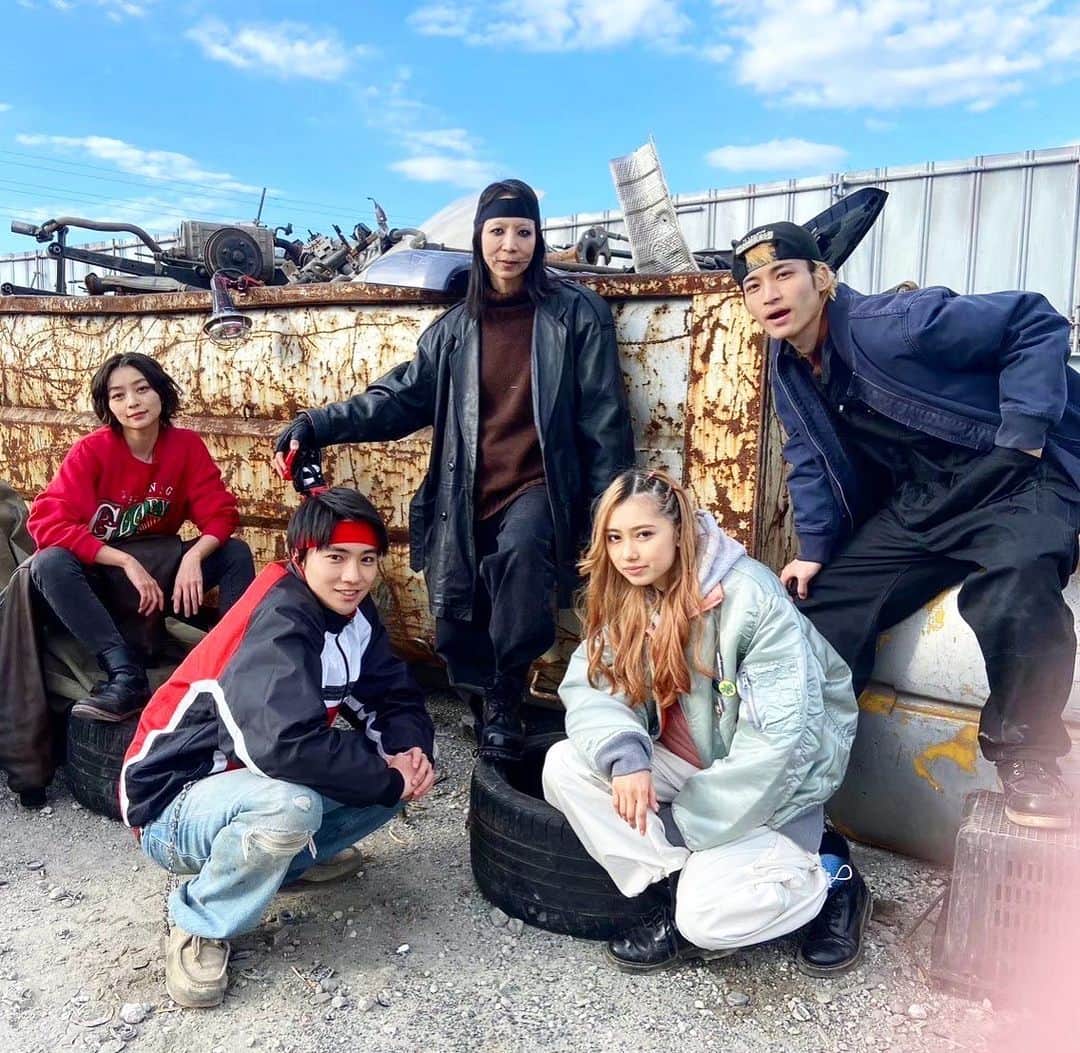 里々佳のインスタグラム：「映画『先生！口裂け女です！』 公開から1週間経ちました😳 全国の上映劇場はホームページからチェックしてください♪ #先生口裂け女です」
