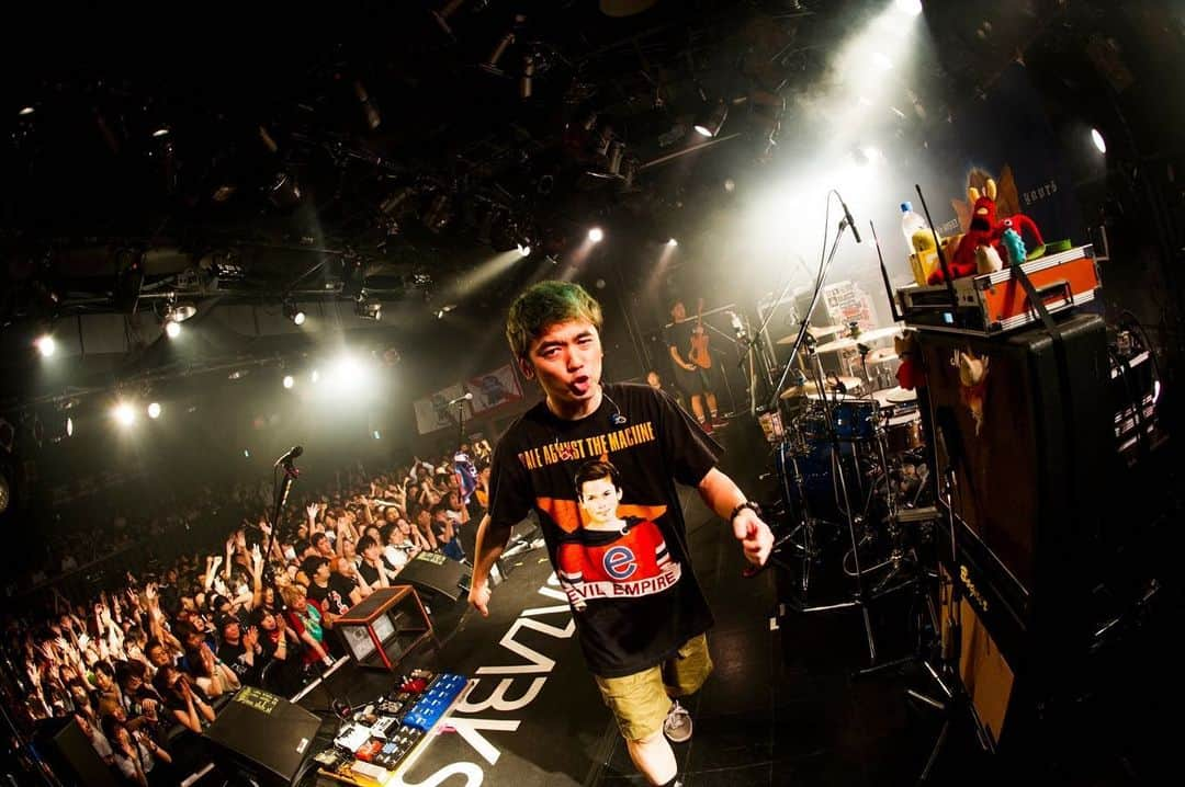 RYU-TAさんのインスタグラム写真 - (RYU-TAInstagram)「『The BONEZ "47 AREAS"』 広島 CLUB QUATTRO 📸 @ninjajon   広島！The  BONEZ！ありがとうございました！！ ライブハウスは最高だよな！！ あっちー対バンできたしめちゃくちゃ楽しかった！！ ありがとう！！🔥🫶🏻」7月15日 21時20分 - ogaryu69