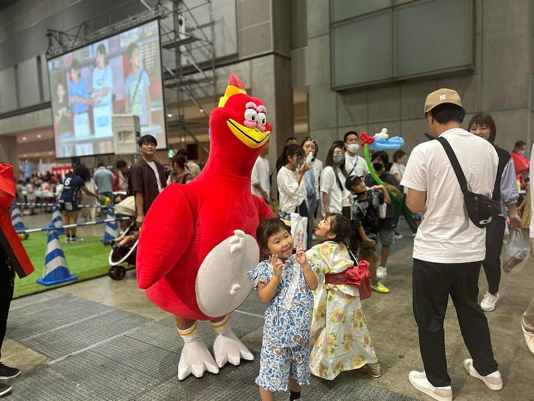 東京フェニックス・ラグビークラブさんのインスタグラム写真 - (東京フェニックス・ラグビークラブInstagram)「【イベント参加報告】  いつも応援してくださっている 南関東日野自動車様の 夏祭りイベントに参加させていただきました🍉  会場ではラグビー体験ブースを設け、みなさんに体感していただきました！🏉  いつも応援ありがとうございます！  #東京山九フェニックス #女子ラグビー #ラグビー #女子アスリート」7月15日 21時35分 - tokyo_phoenixrc