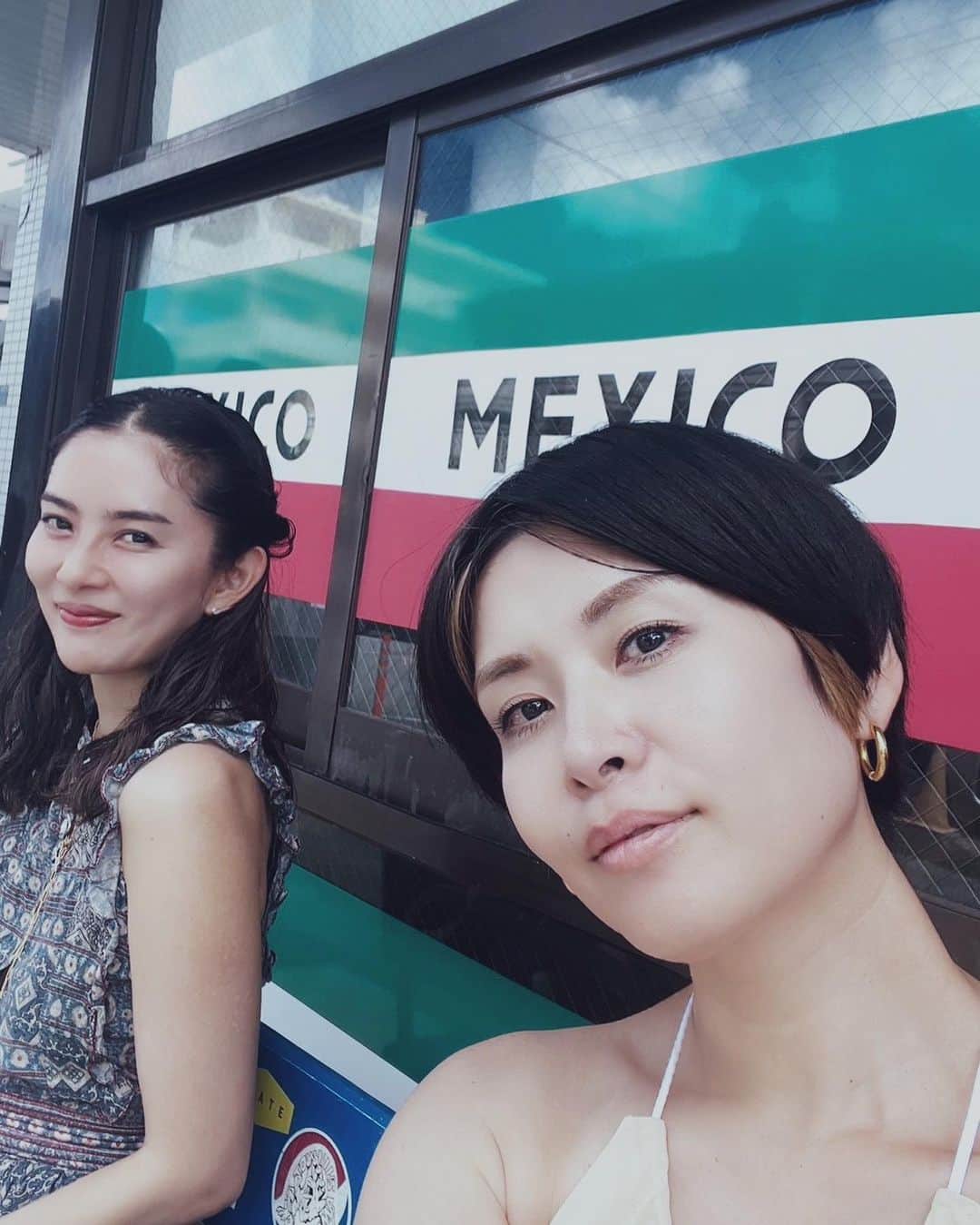 白澤貴子さんのインスタグラム写真 - (白澤貴子Instagram)「Okinawa memo.  実は人生初だった沖縄。  毎日4,5時間運転し、定番からディープなところ、最新スポットまで、ここにはあげきれないけれど堪能しきってパワーチャージ完了♡  #備忘録 #白澤と沖縄県」7月15日 13時08分 - takakoshirasawa