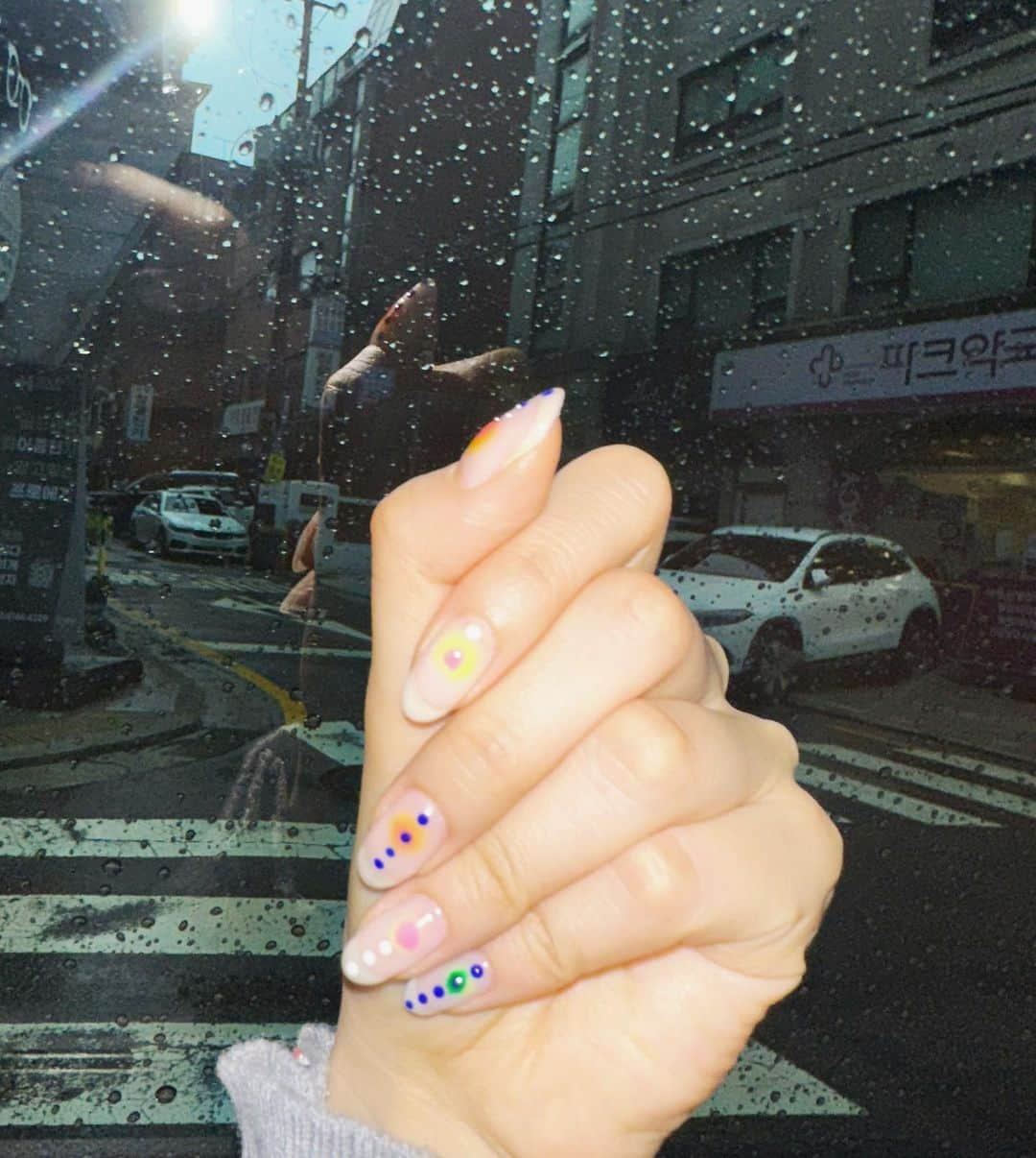 GISELLEさんのインスタグラム写真 - (GISELLEInstagram)「new nails feat. 카이막」7月15日 13時38分 - aerichandesu