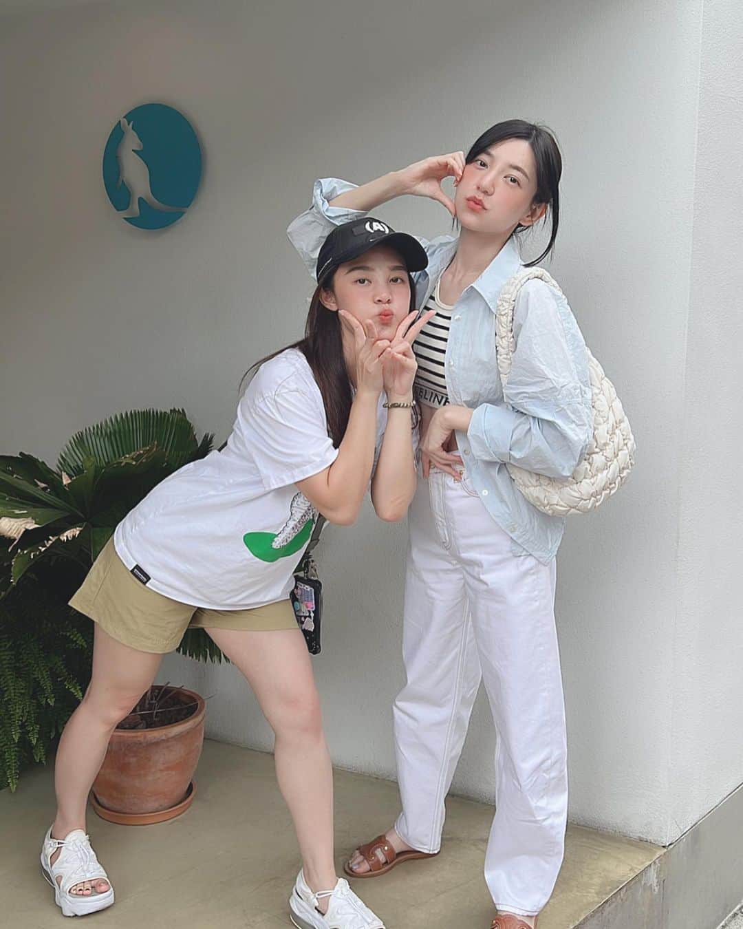 パフ・クオさんのインスタグラム写真 - (パフ・クオInstagram)「2023.07.03.  🫶🏻謝謝有愛的朋友們💝  到現在才發🤭  @theantipodean」7月15日 13時39分 - aohsuehfu