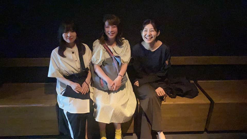 あやつるぽんさんのインスタグラム写真 - (あやつるぽんInstagram)「...つぼみOGの開花宣言 〜先輩方とお酒飲んじゃいましたvol.2〜 . . . 新年会しましょうから まりこりんさんが集合かけてくださり 山口さんとまなてぃさんと☺️ 楽しかった🥳 何年経ってもニコニコワイワイお会いできるのは嬉しいいい😭🍻 皆さん変わらず綺麗だった！ . .」7月15日 14時11分 - ayatsurupon