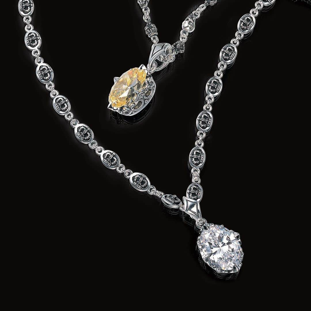 ジャスティンデイビスのインスタグラム：「⠀ SACRED CROWN Pendant   #justindavis #ジャスティンデイビス  #SPJ195」