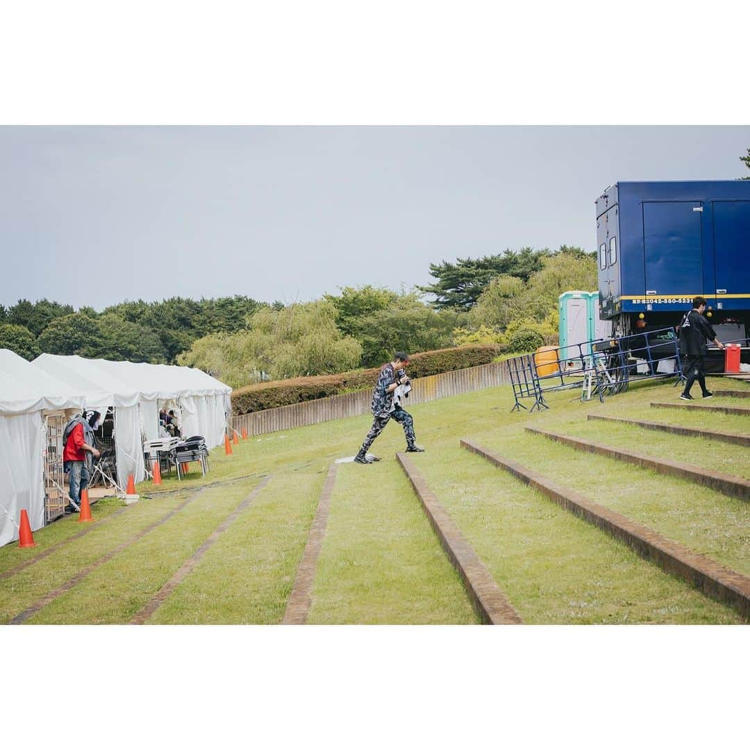 侑威地さんのインスタグラム写真 - (侑威地Instagram)「LuckyFes'23@茨城県国営ひたち海浜公園  photo by @kawado_photo  #rottengraffty #luckyfes'23」7月15日 21時49分 - yuichi_rotten