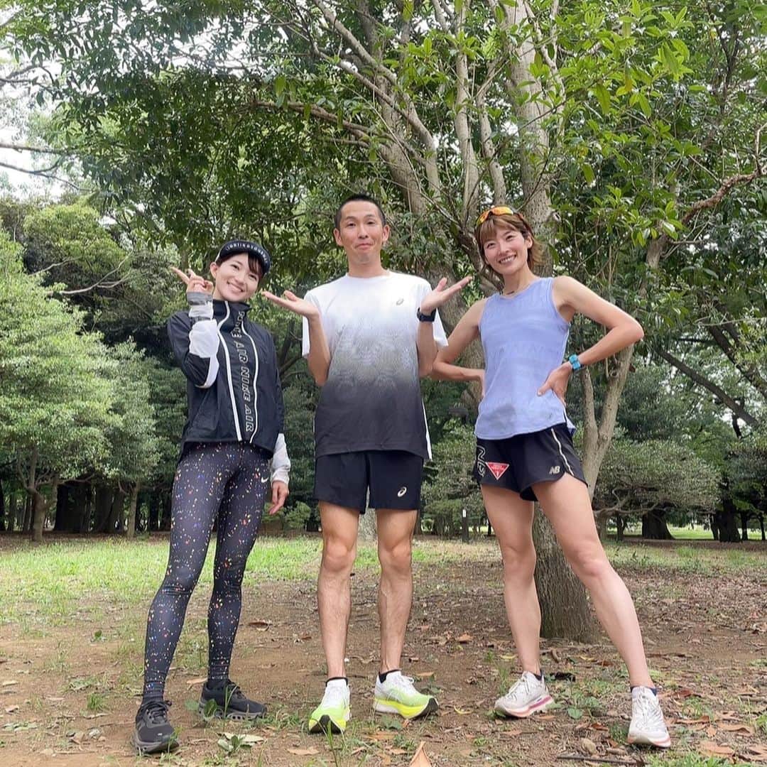 西谷綾子のインスタグラム：「🌳 @gambaleyusuke 20km🏃‍♀️ さらにスタイルが良くなり美しさ増した @hasegawatomoka ちゃん！とゲストペーサー♪ 私は6:00/km担当🫶 ご参加ありがとうございました🩷  今日は日差しがなく風があり🥹 いつもより暑くなく助かったー👏😭 お喋りRUN楽しかった〜🥰  20km練前にjog5kmちょっと！ total 25km走れたぁあ🙌 平日なかなか走れないので走れる時に "ちょっと頑張る"を積み重ねていく🐾  明日は5:15/kmの20km☺️ ご参加の皆さまよろしくお願いします♡  がんばれゆうすけイベント今後の予定！ 7/16(日) 5:15/km🈵 7/22(土)1kmインターバル×5本 (5:15/kmあと数名！4:45/km🈵4:15/km🈵を担当) 8/5(土) 5:15/km 8/12(土) 5:45/km 8/13(日) 5:15/km 8/26(土) 6:00/km  しっかり食べて、寝て、ケアをして 暑い夏を元気に乗り越えるぞー🌻😆」