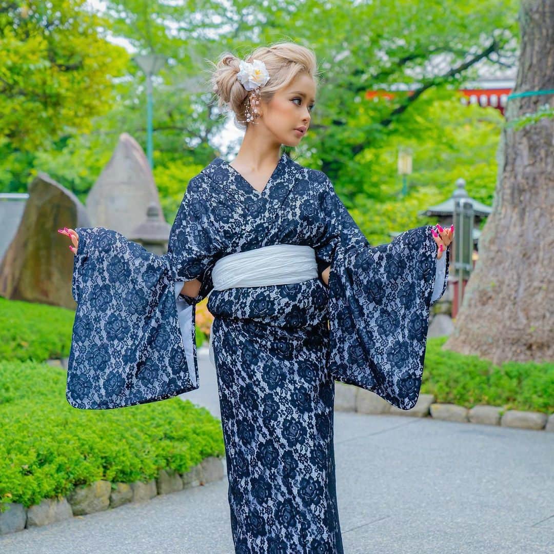 nutsのインスタグラム：「today's nuts shot🥜 @katomika1212   かとみかの浴衣撮影のアザーカット♡  #nuts #gal #ギャル #姉ギャル #かとみか」
