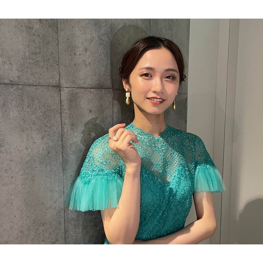 木下晴香さんのインスタグラム写真 - (木下晴香Instagram)「Dress & off shot  ⁡ 👗@tadashishoji_japan 👠@dianashoespress 💍@vendomeaoyama_official ⁡ 3ショットは、アラジンとジャスミンを演じられているお二人🥹そしてMCのお二人と✨ ⁡ 2023.07.14 Disney On Ice 100 years of wonder」7月15日 17時36分 - haruka_kinoshita_official