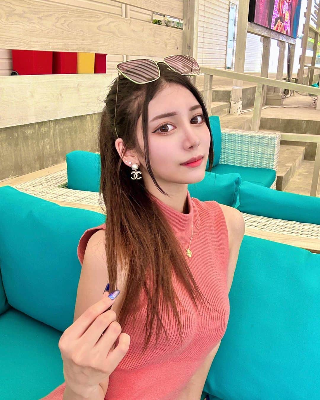 サントス飛鳥のインスタグラム：「💙💙💙  #instagood #ootd #宮古島 #宮古島カフェ」