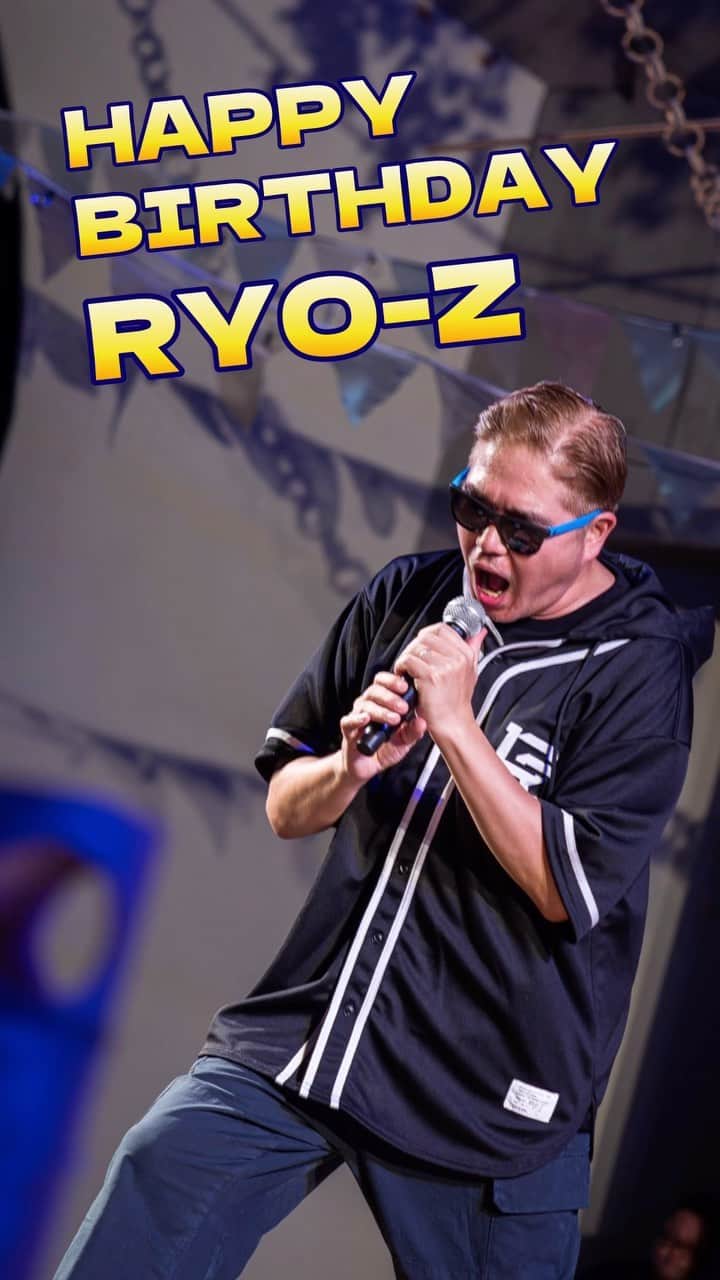 のインスタグラム：「🎂 RYO-Z 🎂  🎉━━━ 　 𝐇𝐚𝐩𝐩𝐲 𝐁𝐢𝐫𝐭𝐡𝐝𝐚𝐲, 　　𝐃𝐞𝐚𝐫 𝐑𝐘𝐎-𝐙. 　　　　　　━━━🎉  本日7月15日はRYO-Zの誕生日🙌 おめでとうございます！㊗️  素敵な1年になりますように🙏  ファンのみなさんからも、ぜひお祝いコメントお願いします😎  #ryoz  #ripslyme  #リップスライム  #誕生日  #birthday  #7月15日生まれ  #happybirthday」