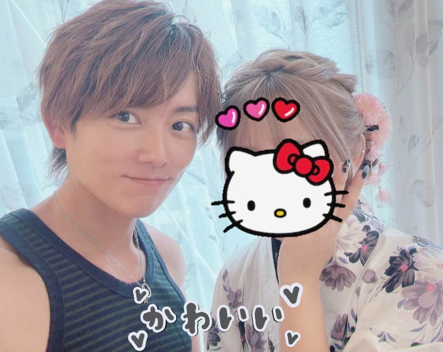 杉浦太陽さんのインスタグラム写真 - (杉浦太陽Instagram)「うちの可愛い子たち😍💕 夏バージョン☀️  @sugiurataiyou_official  #京都からダッシュで帰宅したら #可愛い子たちが待ってました❣️ #ノンと希空の浴衣姿 #妻と娘 #夏を感じますねぇ✨ #俺とコアはほぼ裸族www」7月15日 18時03分 - sugiurataiyou_official