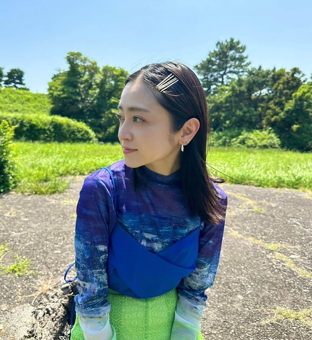 安達祐実さんのインスタグラム写真 - (安達祐実Instagram)「💙💚💙 @torico_wear の新作 シアーのインナートップス！ 今夜19:00から販売スタート 次の新作アイテムはまた来週🫶」7月15日 18時13分 - _yumi_adachi