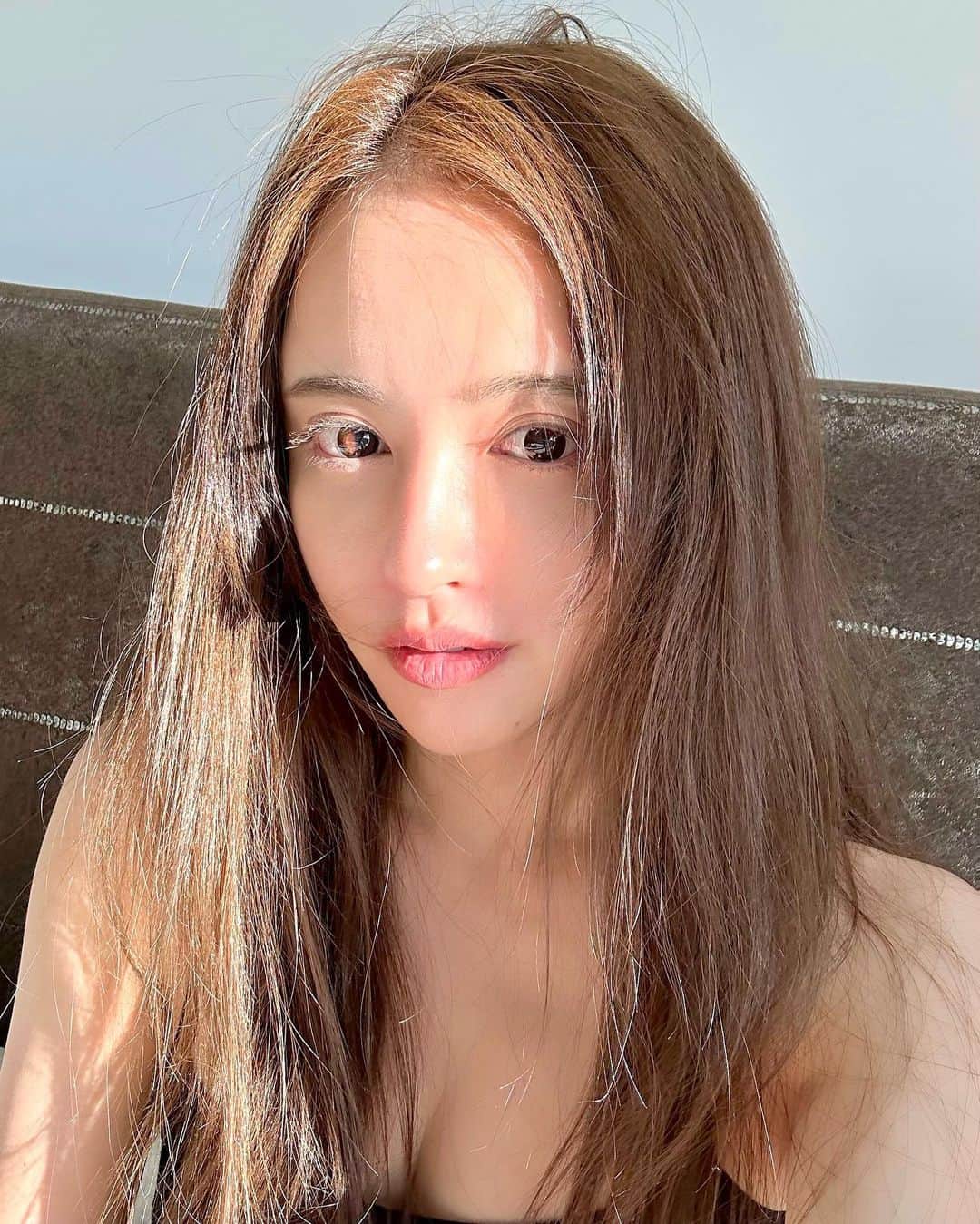 ririのインスタグラム：「２０代より３０代楽しい💛 日々更新だね📖💫  #ストーリー好評だったシリーズ」