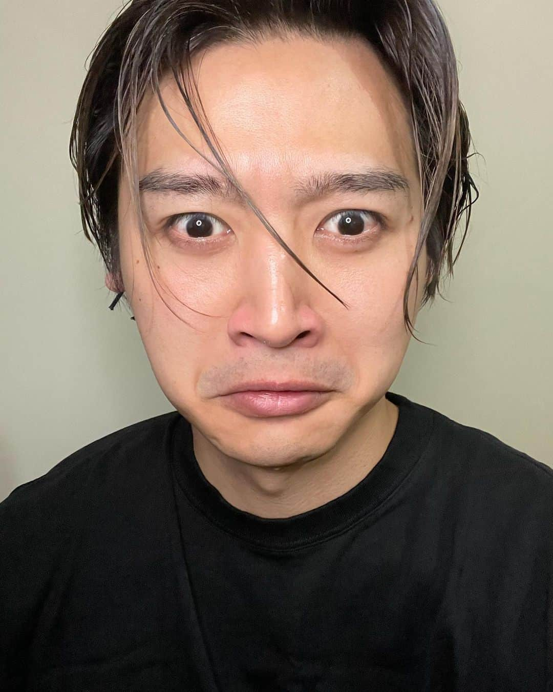 金井成大さんのインスタグラム写真 - (金井成大Instagram)「髪型どうしようタイム with live たのしみましょー ちょっとできるか不安ある 多分大丈夫　笑」7月15日 19時36分 - sonde_sonde_sonde