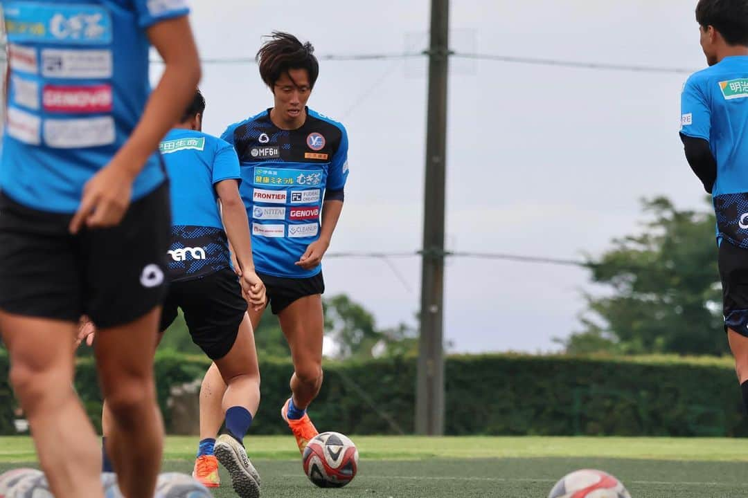 横浜スポーツ&カルチャークラブさんのインスタグラム写真 - (横浜スポーツ&カルチャークラブInstagram)「.  🔵training🟠  7/15 training photo📸  #土館賢人 #福田翔生 #中村海渡 #中里崇宏 #カルロスアローヨ  NEXT👉 明治安田生命J3リーグ第18節 📅7/16(日)18:00ko 🆚#いわてグルージャ盛岡 🏟#いわぎんスタジアム  #yscc #Ｊリーグ #jleague #j3 #横浜 #本牧 #soccer #サッカー #bonera」7月15日 20時00分 - yscc_official