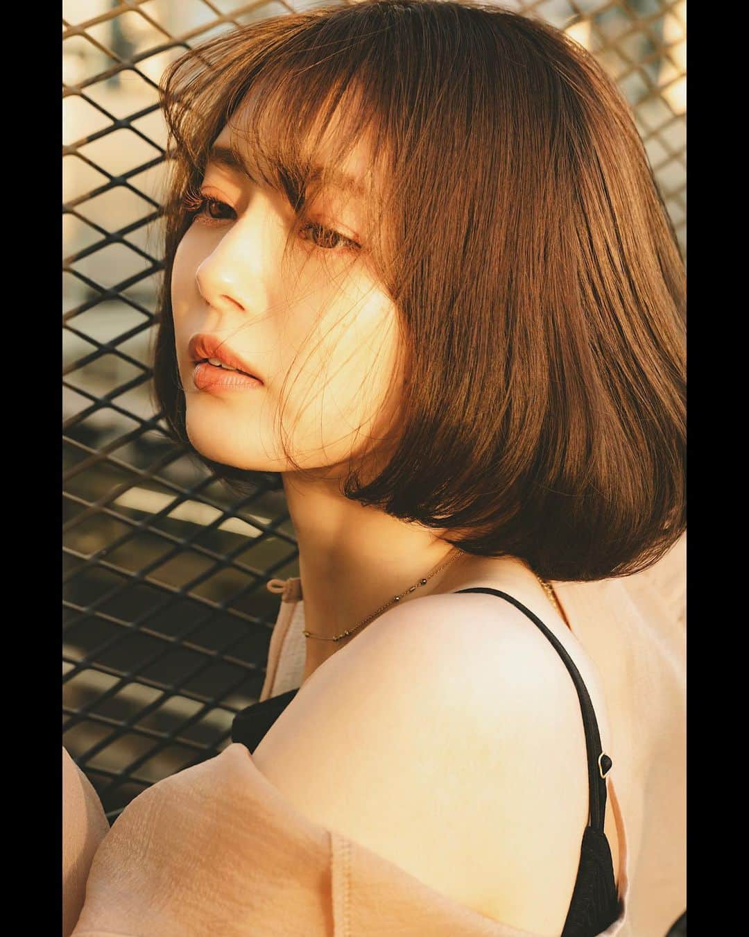 佐藤俊斗さんのインスタグラム写真 - (佐藤俊斗Instagram)「表情と光表現。 全て左向きで切り取ったそれぞれの美しい写真です。 ⁡ for @miori_ichikawa」7月15日 19時59分 - shuntosato