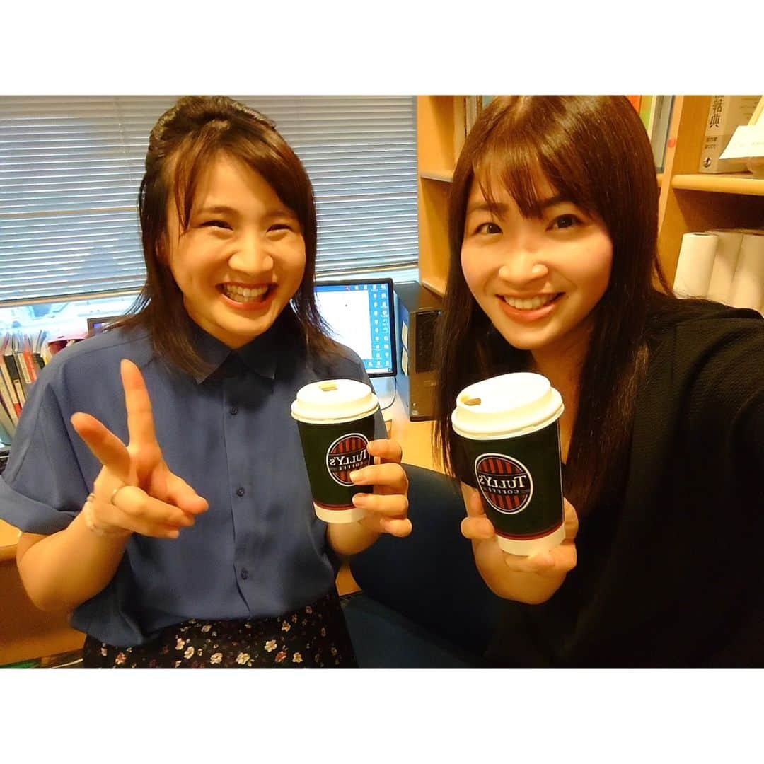 矢田部ゆかのインスタグラム：「fm yokohama news📻 差し入れありがとうシリーズ🤤❤」