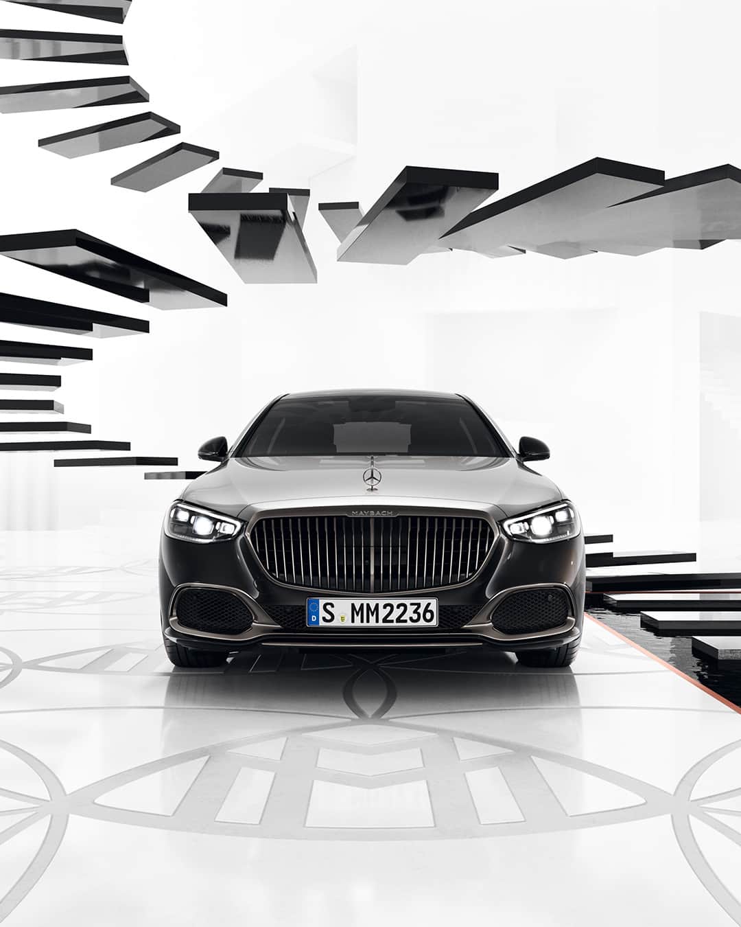 メルセデス・ベンツさんのインスタグラム写真 - (メルセデス・ベンツInstagram)「Stepping into a new era of elegance. Welcome to Beyond. The new Mercedes-Maybach S-Class Night Series.   #MercedesMaybach #NightSeries #SClass #WelcomeToBeyond  [Mercedes-Maybach S 680 4MATIC | WLTP: Kraftstoffverbrauch kombiniert: 14,3‒13,4 l/100 km | CO₂-Emissionen kombiniert: 326‒303 g/km |mb4.me/DAT-Leitfaden]」7月15日 22時00分 - mercedesbenz