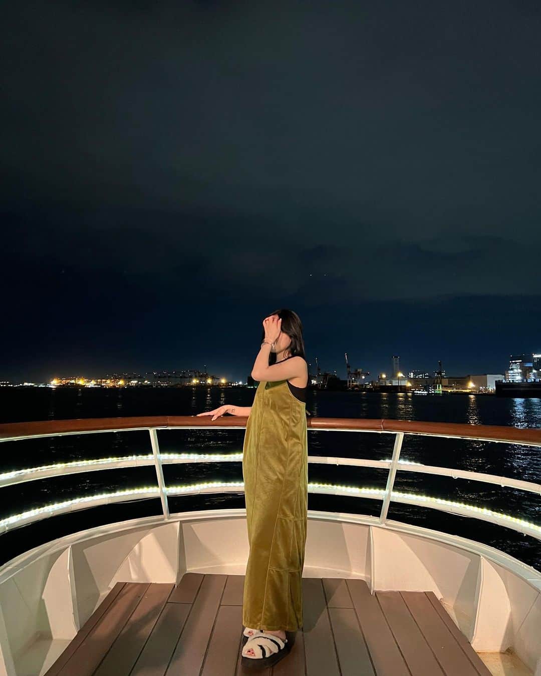 yuanのインスタグラム：「船🚢♡♡ 景色も食事も全て素敵で幸せすぎた🥹」