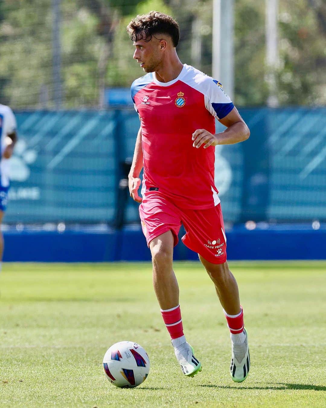 RCDエスパニョールのインスタグラム：「⚽️ @javipuado 💙」