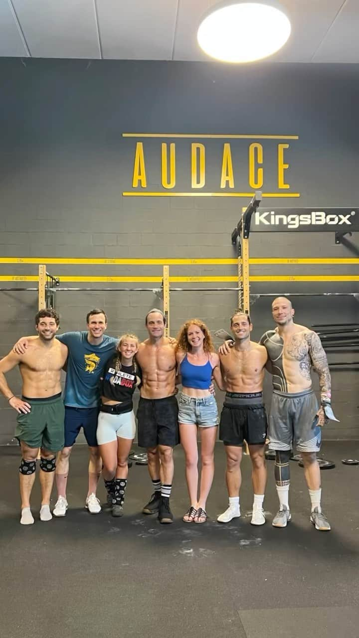 ラミン・カリムルーのインスタグラム：「They do #crossfit with sophistication here in #trieste #italy. Thanks for letting us jump in with the coaches today. @audace_fight_e_crossfit 🖤 @bradleyjaden」