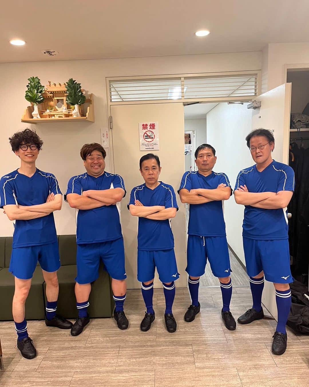 のインスタグラム：「諸見里大介新喜劇10周年おめでとう㊗️ 駆け付けさせてもらいました 満席」